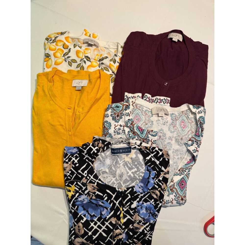 Mixed Cardigan Sweaters - LOFT Outlet & Karen Scott Size Medium Lot of 5